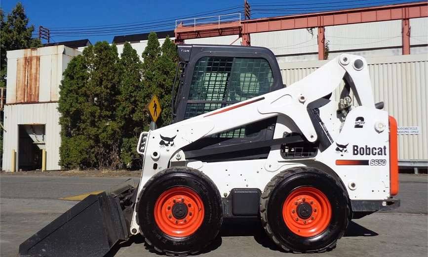 Мини-погрузчик Bobcat S650