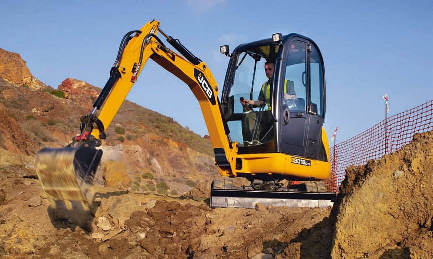 Мини-экскаватор JCB  8018