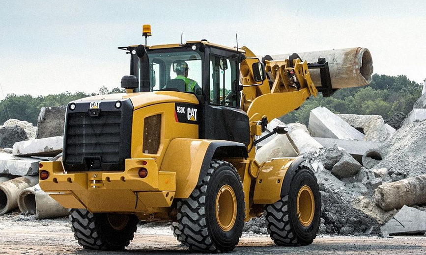 Фронтальный погрузчик CAT 930