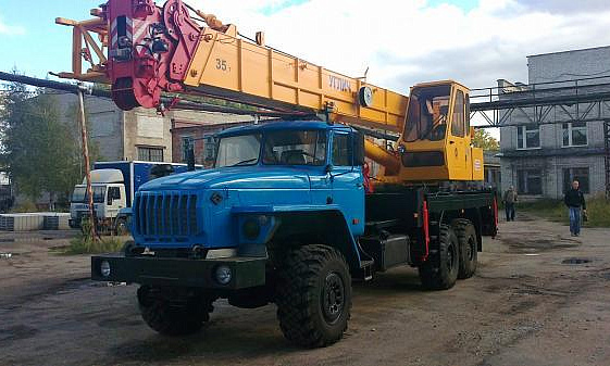 Автокран Углич - 35 тонн Вездеход