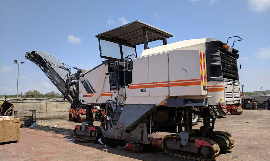 Дорожная фреза для асфальта Wirtgen W200