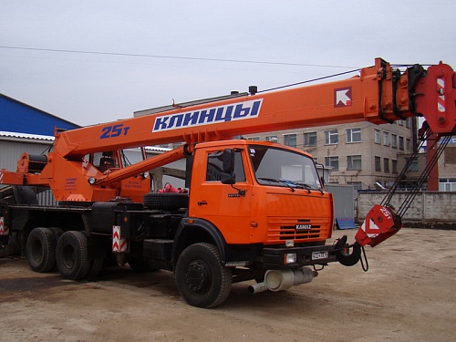 Кран 25 тонн (Стрела 21 метр)