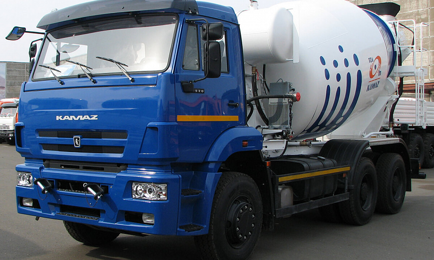 Авто­бетоно­смеситель ТЗА 58149Z на шасси КАМАЗ 6520
